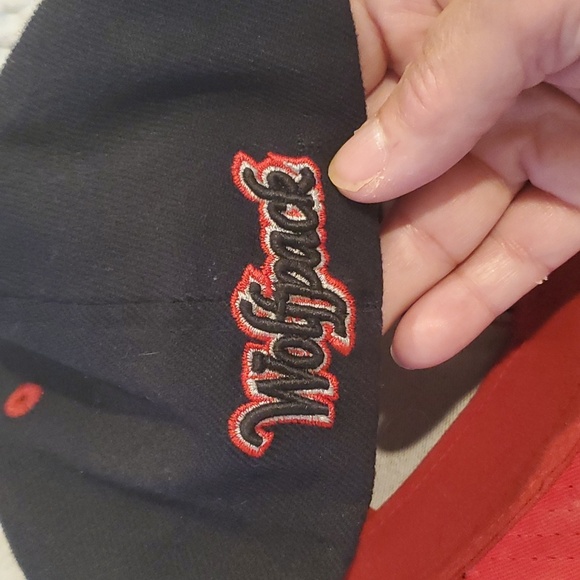 VTG Zephyr NC STATE NCSU Wolfpack Embroidered Z Fit Size M/L Fitted Hat - Picture 3 of 5